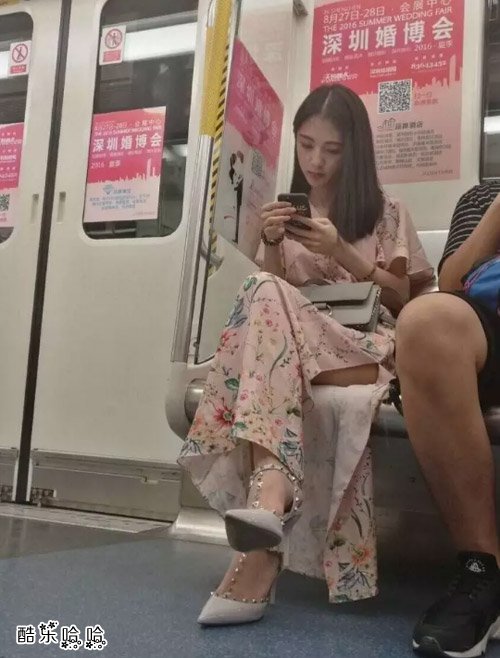 不知道深圳婚博会，有这样的妹子介绍没