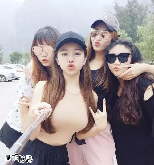 果然长的好看的，总是站在最前面！